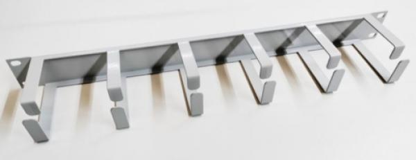 Kaapeliohjuri 19"/1U paneli, syvyys 90mm Väri: RAL7035