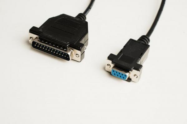 MicroConnect Serial Null Modem DB9 - DB25 Cable, 3m, Serial Cable DB9-DB25 3M F/M
