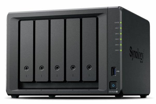Synology DiskStation DS1525+ 5-bay, 8GB DDR4 SODIMM, upgradeable to 32 GB (16 GB x 2)